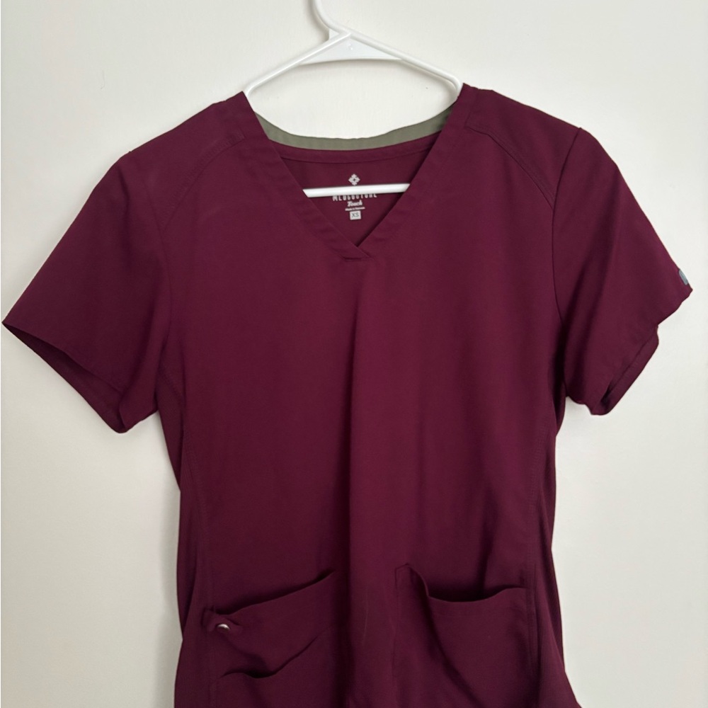 Med Couture Women’s Burgandy/Maroon Short Sleeve Scrub Top